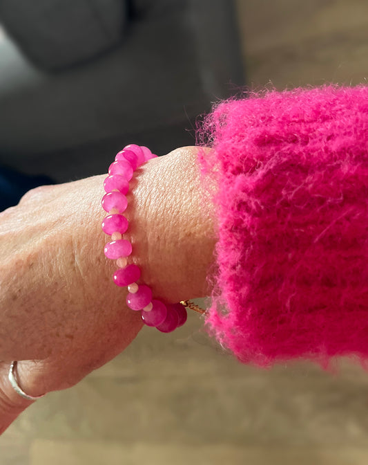 Bracelet en perles roses