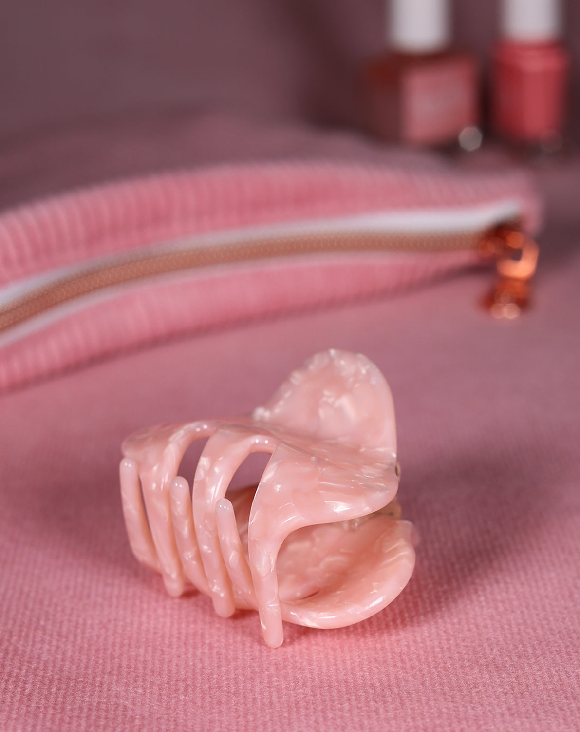 Pince méduse nacre rose