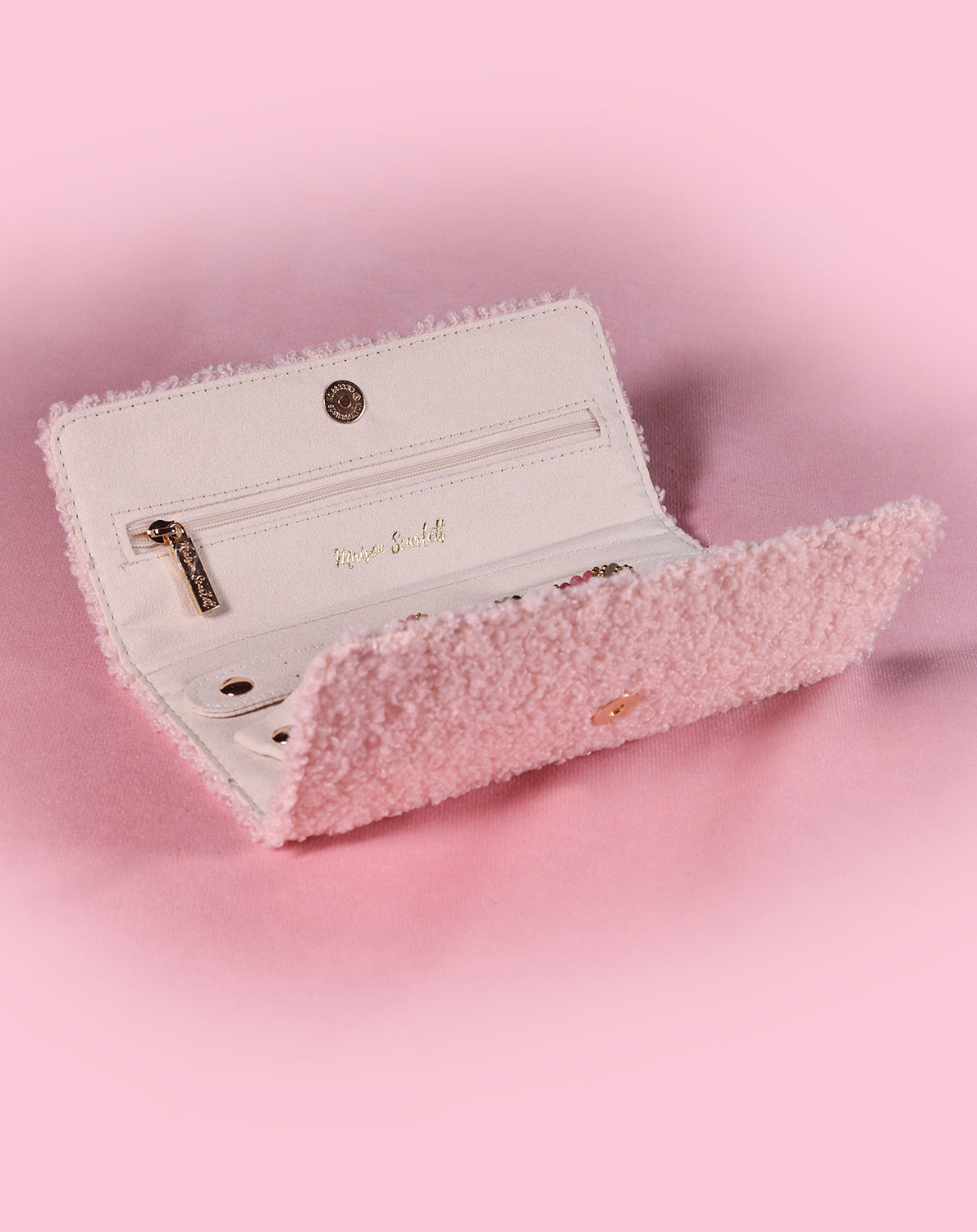 Pochette à bijoux en moumoute