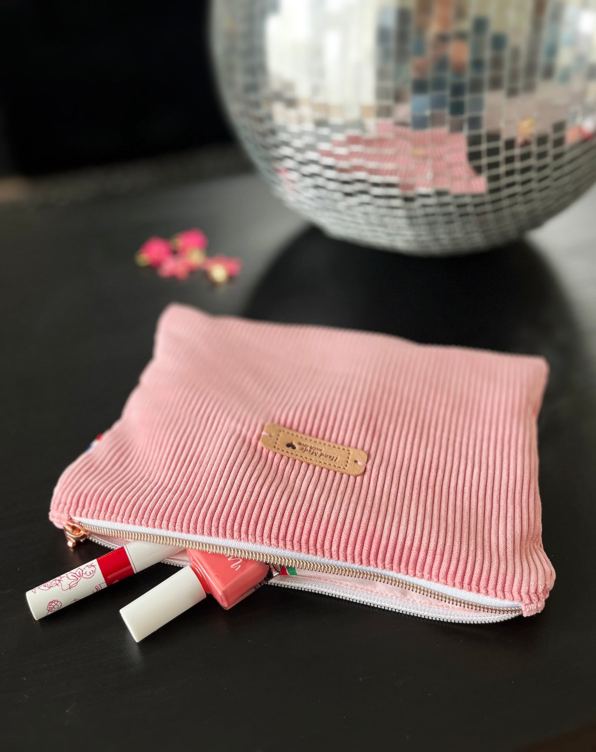 Pochette en velours côtelé