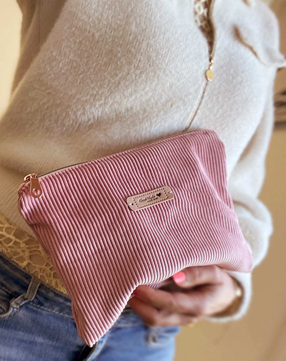 Pochette en velours côtelé